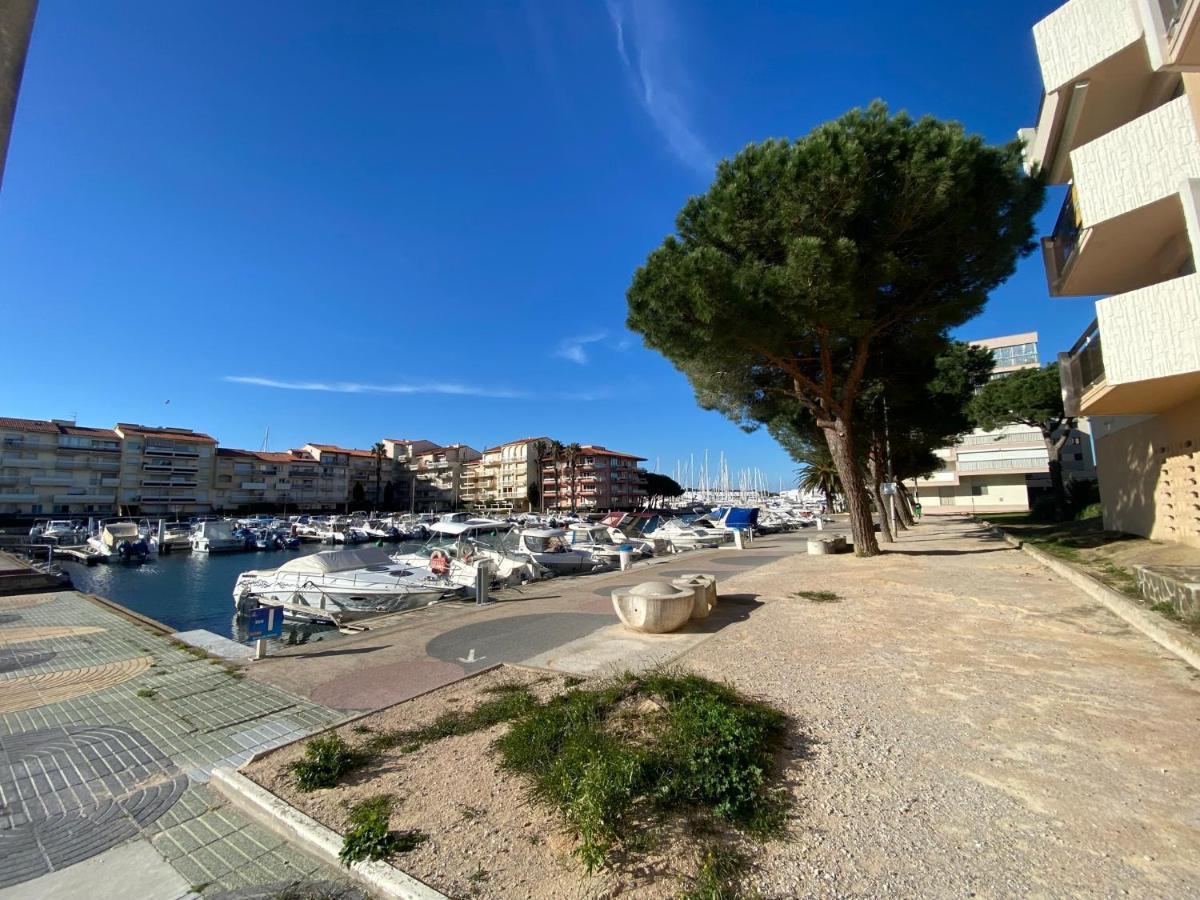 Studio En Bord De Marina 卡内 外观 照片